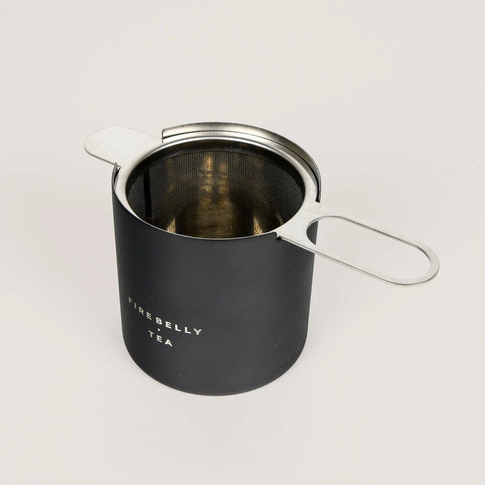 Tea Strainer with resting cup